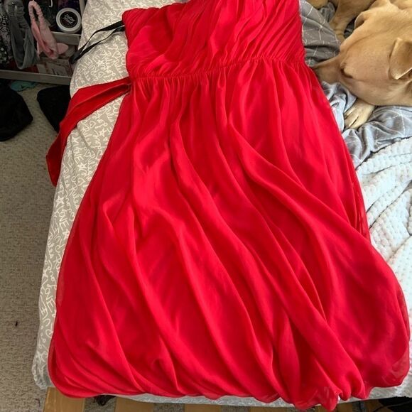 Formal red strapless dress - Picture 9 of 9